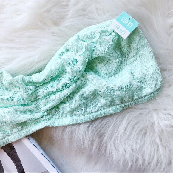 VS Pink bralette - Picture 3 of 7